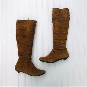 womens nike boots with heel